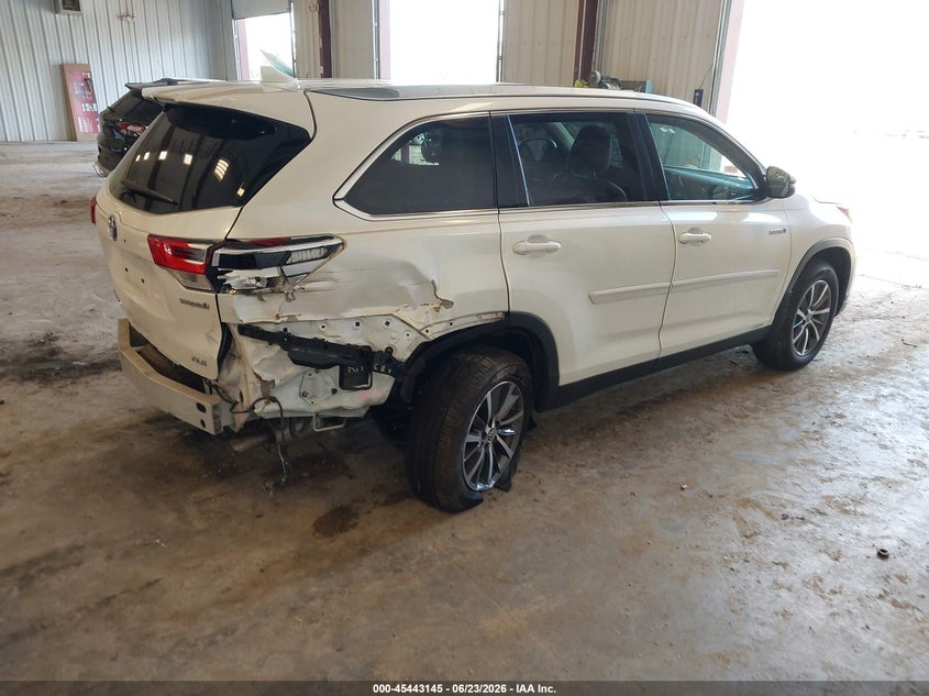 2019 Toyota Highlander VIN 5TDJGRFH7KS077465 IAAI salvage auction — REAR END, Salvage (Mississippi), sold $25 on 2026-08-01 (photo 4)