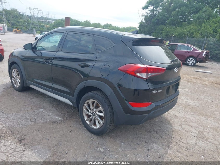 2017 Hyundai Tucson VIN KM8J33A43HU430703 IAAI salvage auction — NORMAL WEAR, Salvage Title, sold $2,650 on 2026-07-17 (photo 3)