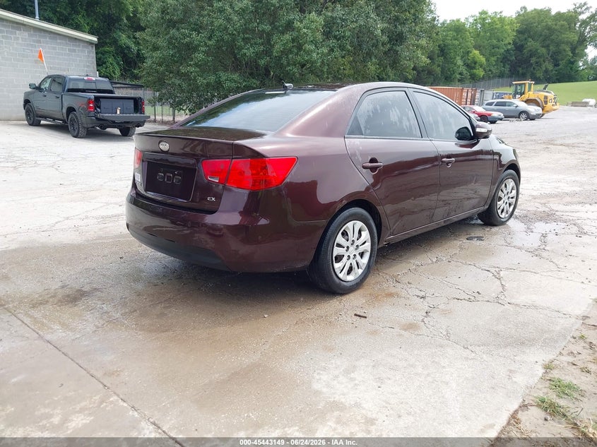 2010 Kia Forte VIN KNAFU4A29A5158344 IAAI salvage auction — NORMAL WEAR, Clear (Tennessee), sold $225 on 2026-07-15 (photo 4)