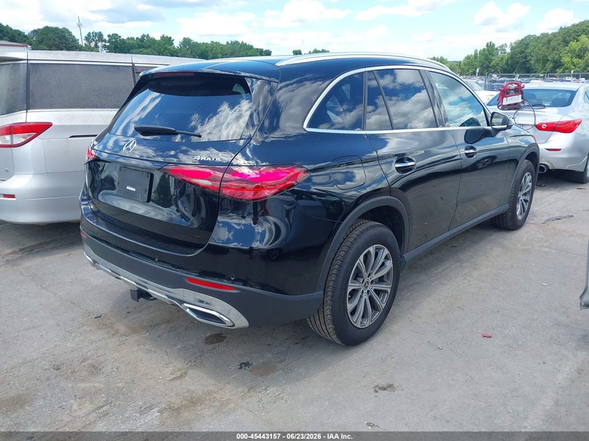 2024 Mercedes-benz Glc VIN W1NKM4HB4RF232047 IAAI salvage auction — SIDE, Salvage (North Carolina), sold $20,300 on 2026-07-08 (photo 4)