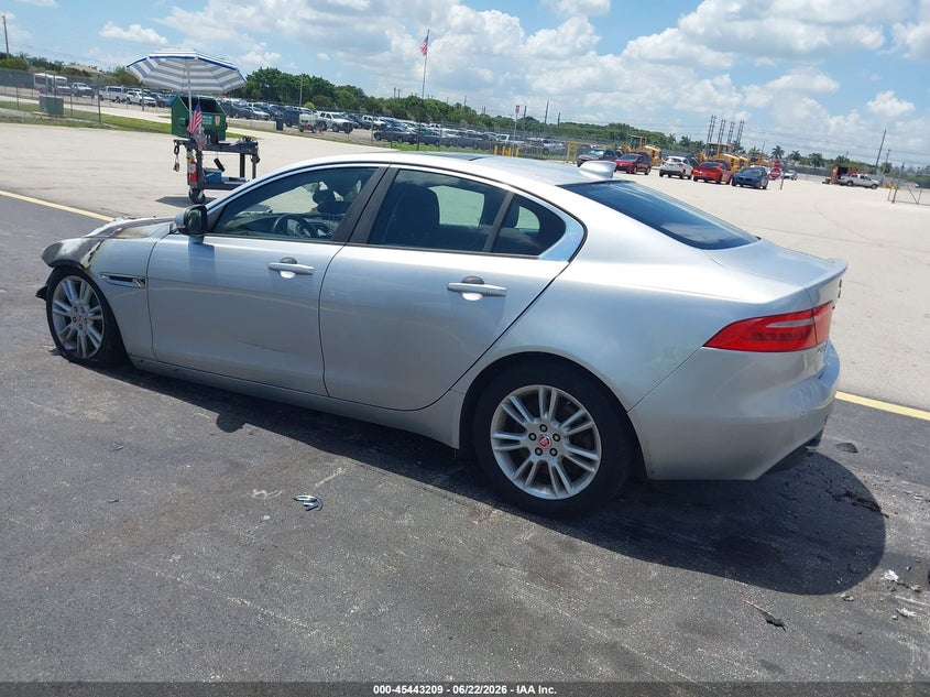 2017 Jaguar Xe VIN SAJAD4BG1HA956007 IAAI salvage auction — ENGINE BURN, Rebuildable (Florida), sold $375 on 2026-07-16 (photo 3)