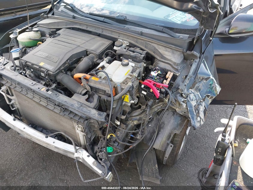 2017 Hyundai Ioniq VIN KMHC65LC0HU049505 IAAI salvage auction — LEFT FRONT, Salvage Title, sold $850 on 2026-07-10 (photo 6)