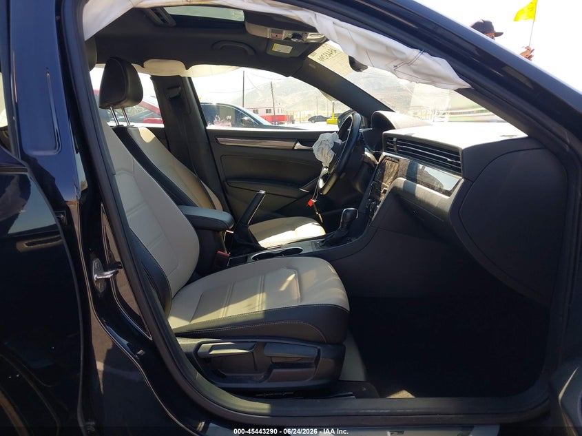 2021 Volkswagen Passat VIN 1VWMA7A32MC008859 IAAI salvage auction — FRONT END, Salvage Title, sold $1,700 on 2026-07-22 (photo 5)