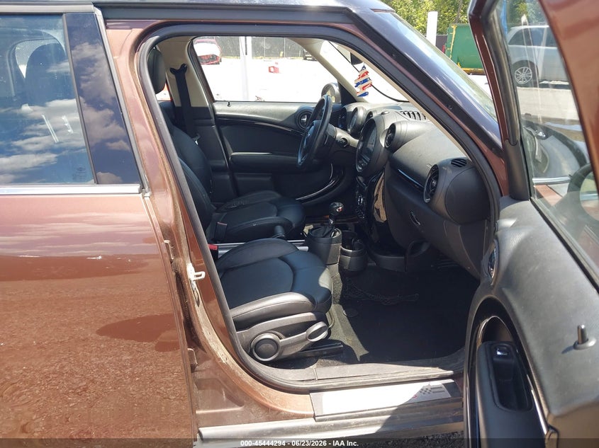 2014 Mini Countryman VIN WMWZC3C52EWP25396 IAAI salvage auction — FRONT END, Salvage (Ohio), sold $350 on 2026-07-29 (photo 5)