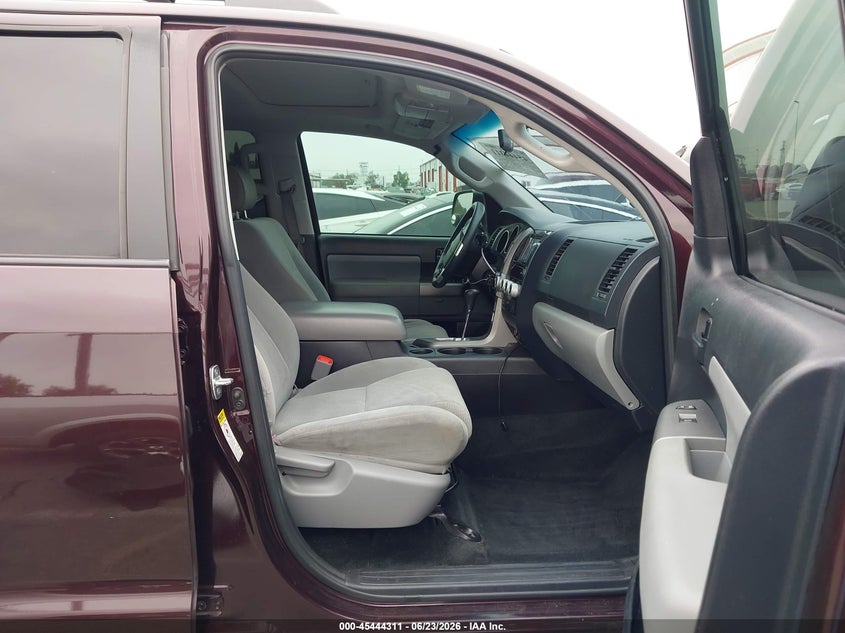 2016 Toyota Sequoia VIN 5TDZY5G15GS061363 IAAI salvage auction — LEFT FRONT, Salvage (California), sold $25 on 2026-07-11 (photo 5)