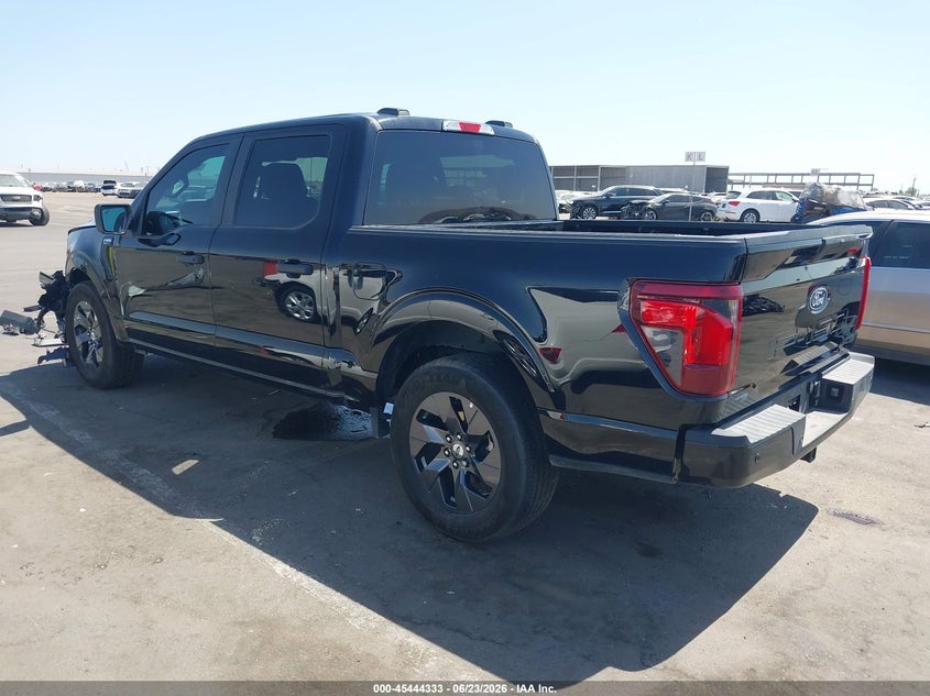2025 Ford F-150 VIN 1FTEW2KP3SKE88068 IAAI salvage auction — RIGHT FRONT, Salvage Title, sold $7,800 on 2026-08-01 (photo 3)