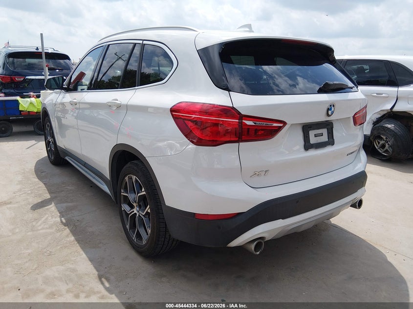 2021 BMW X1 VIN WBXJG7C07M3M65581 IAAI salvage auction — FRONT END, Original (Texas), sold $5,800 on 2026-08-01 (photo 3)