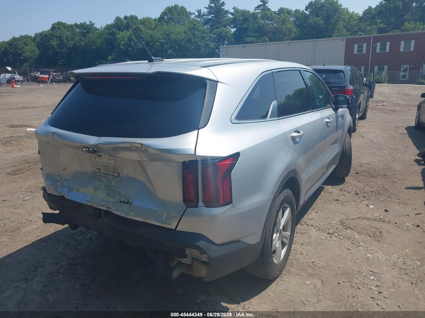 2021 Kia Sorento VIN 5XYRG4LC6MG016574 IAAI salvage auction — REAR END, Salvage (Massachusetts), sold $3,150 on 2026-07-25 (photo 4)
