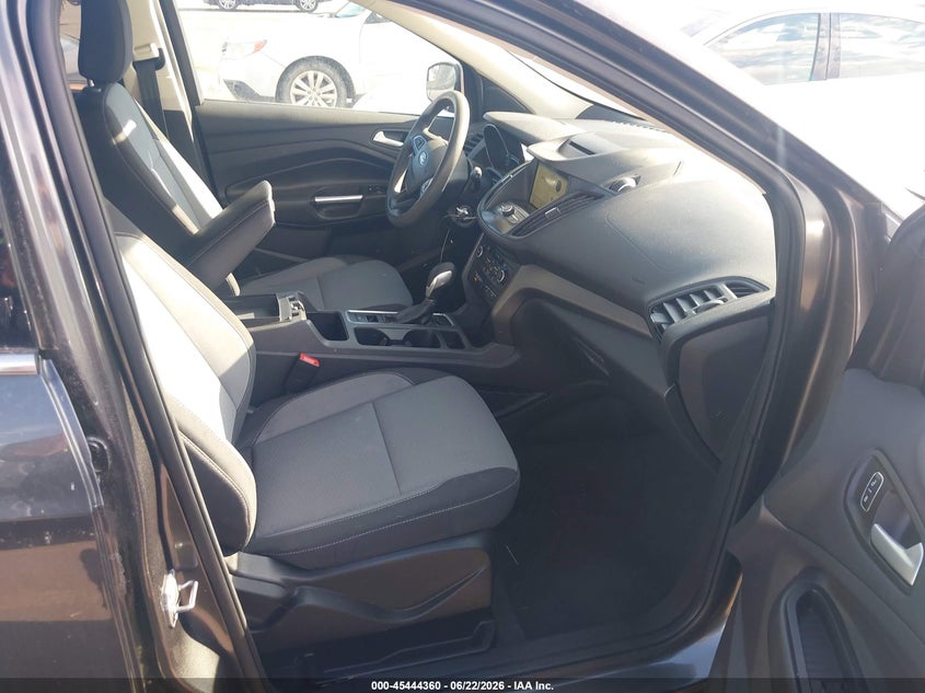 2018 Ford Escape VIN 1FMCU9GDXJUB81080 IAAI salvage auction — NORMAL WEAR, Clear (Utah), sold $2,100 on 2026-07-09 (photo 5)