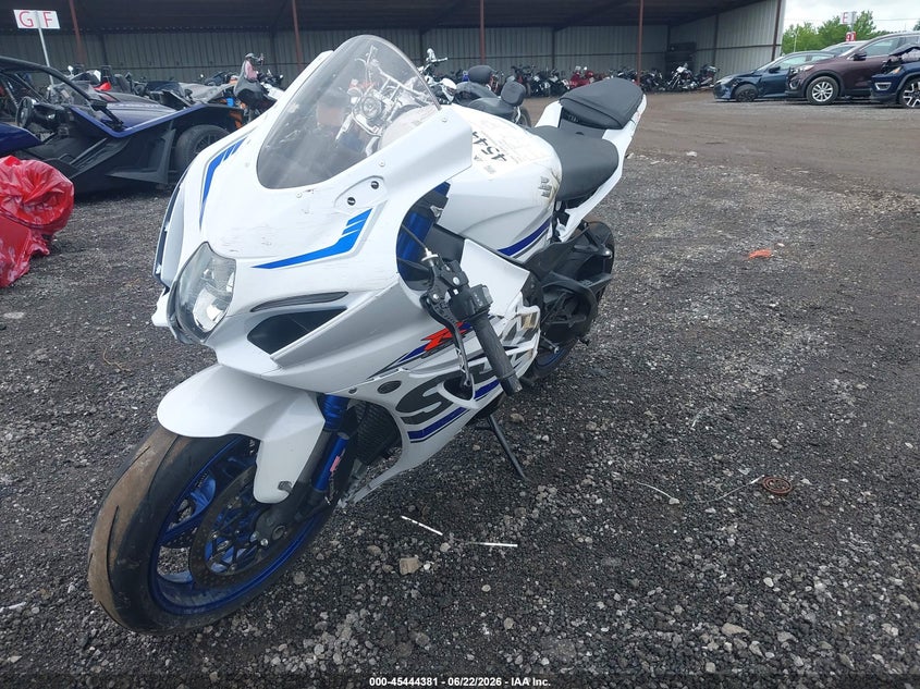 2018 Suzuki VIN JS1DM11M1J2100105 IAAI salvage auction — LEFT & RIGHT, Salvage (Ohio), sold $5,200 on 2026-07-14 (photo 2)