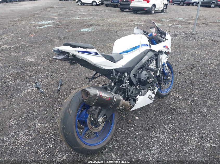 2018 Suzuki VIN JS1DM11M1J2100105 IAAI salvage auction — LEFT & RIGHT, Salvage (Ohio), sold $5,200 on 2026-07-14 (photo 4)