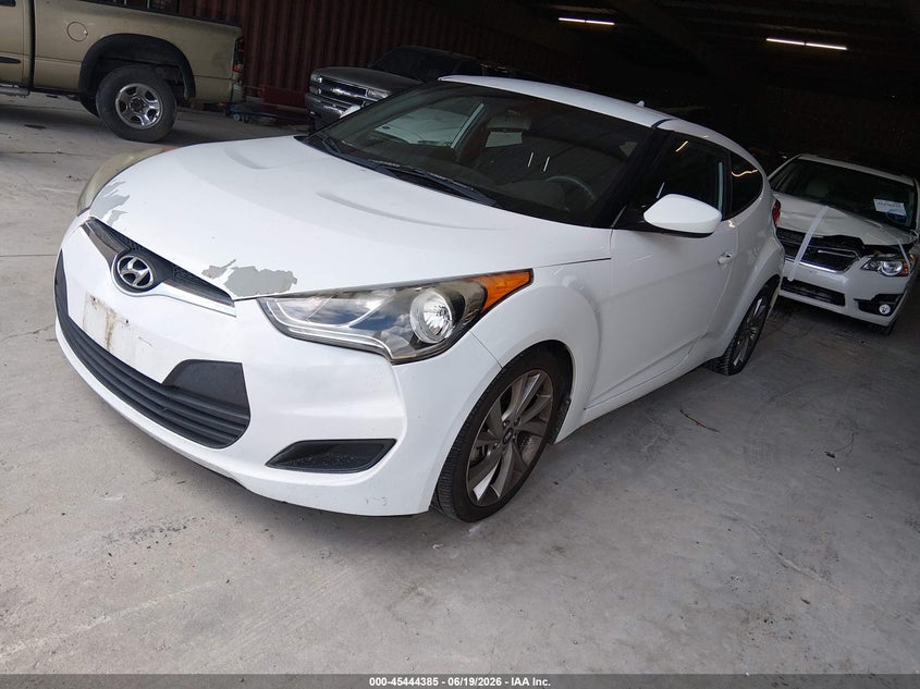 2016 Hyundai Veloster VIN KMHTC6AD5GU266640 IAAI salvage auction — NORMAL WEAR, Clear (Tennessee), sold $650 on 2026-07-29 (photo 2)