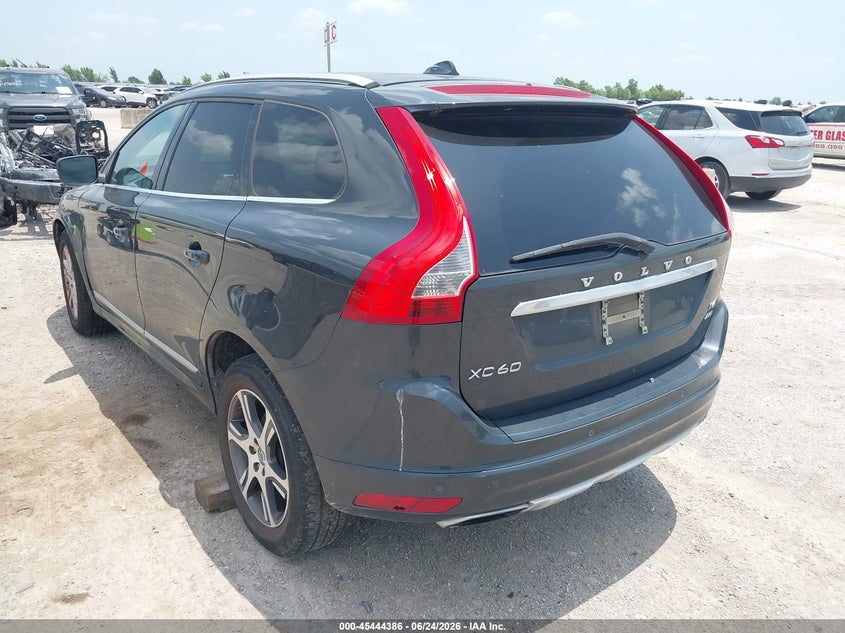 2015 Volvo Xc60 VIN YV4902RD3F2622594 IAAI salvage auction — NORMAL WEAR, Original (Texas), sold $1,475 on 2026-07-15 (photo 3)