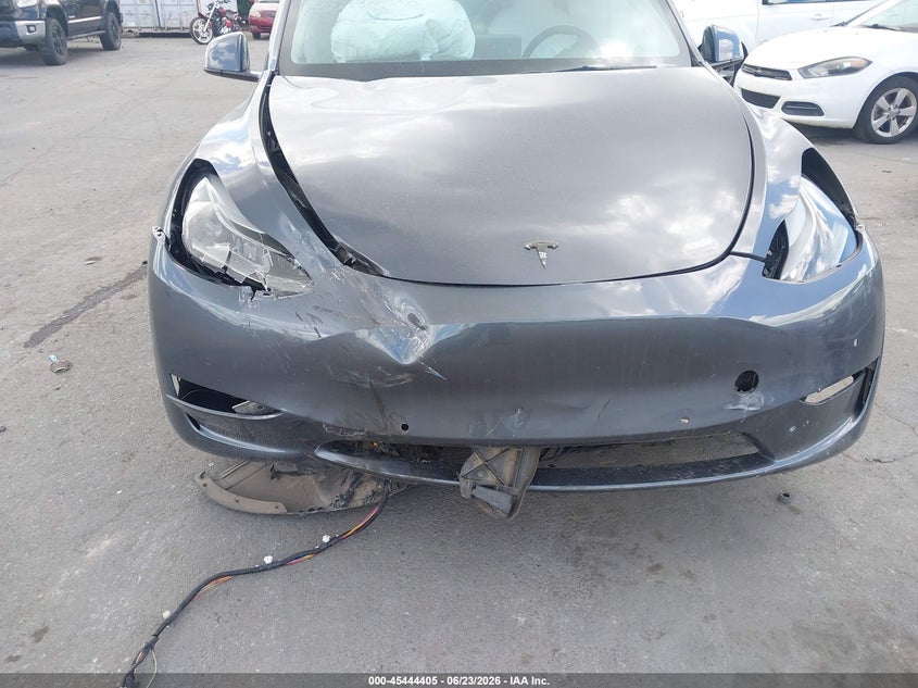 2022 Tesla Model y VIN 7SAYGDEF6NF448032 IAAI salvage auction — FRONT END, Salvage (North Carolina), sold $8,300 on 2026-07-24 (photo 6)