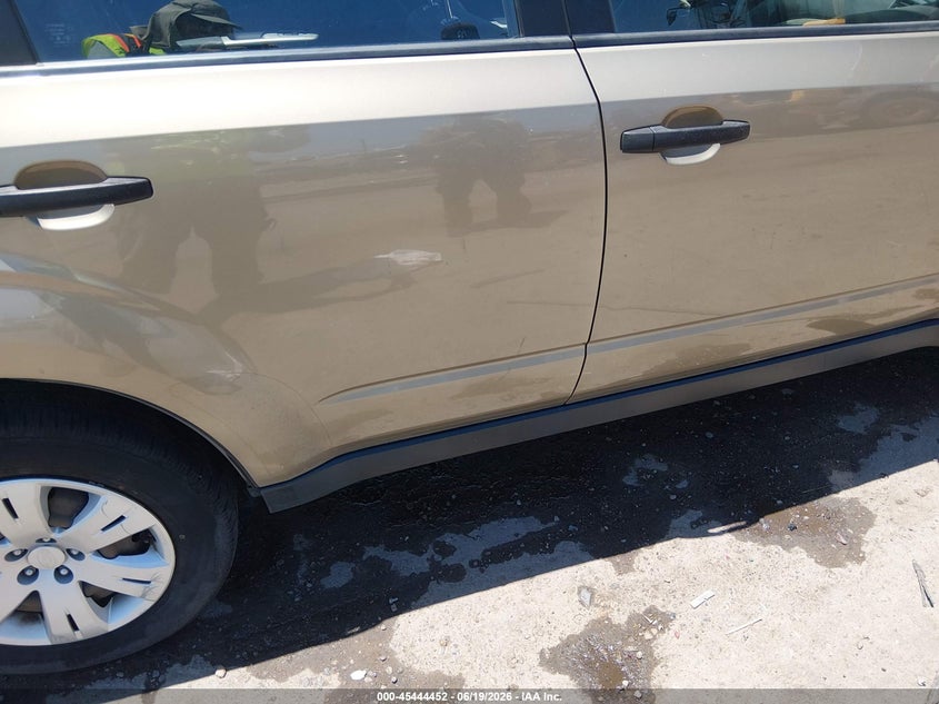 2009 Subaru Forester VIN JF2SH61609H755723 IAAI salvage auction — NORMAL WEAR, Clear (New Mexico), sold $1,525 on 2026-07-06 (photo 6)