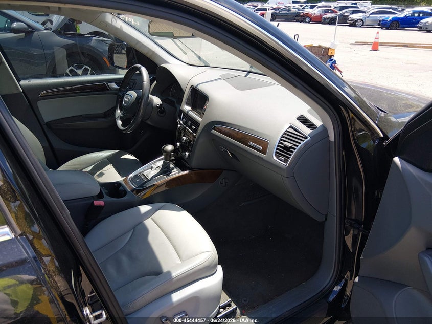 2013 Audi Q5 VIN WA1CFAFP2DA055307 IAAI salvage auction — REAR END, Salvage Title, sold $825 on 2026-07-10 (photo 5)