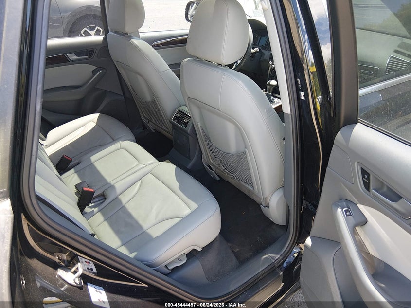 2013 Audi Q5 VIN WA1CFAFP2DA055307 IAAI salvage auction — REAR END, Salvage Title, sold $825 on 2026-07-10 (photo 8)