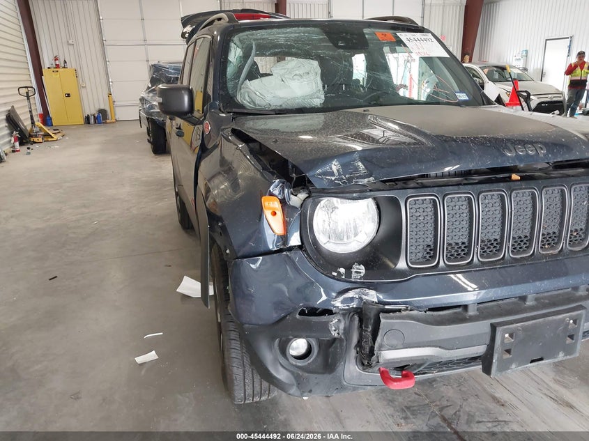 2021 Jeep Renegade VIN ZACNJDC19MPN35422 IAAI salvage auction — FRONT END, Salvage (Colorado), sold $2,300 on 2026-08-02 (photo 6)