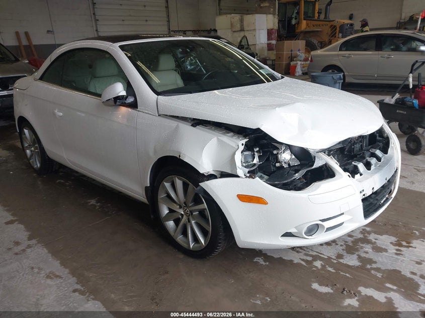 2007 Volkswagen Eos VIN WVWDA71F97V021341 IAAI salvage auction — RIGHT FRONT, Mv-907A (New York), sold $400 on 2026-07-09 (photo 1)