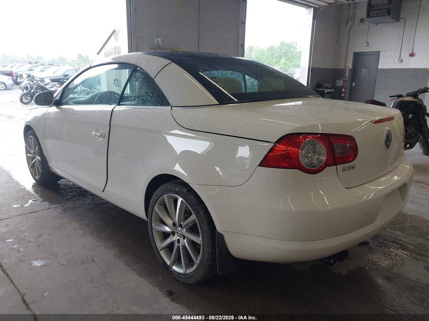 2007 Volkswagen Eos VIN WVWDA71F97V021341 IAAI salvage auction — RIGHT FRONT, Mv-907A (New York), sold $400 on 2026-07-09 (photo 3)