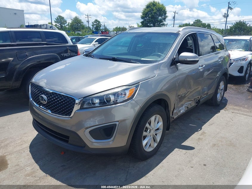 2018 Kia Sorento VIN 5XYPG4A34JG384077 IAAI salvage auction — LEFT SIDE, Salvage (North Carolina), sold $3,250 on 2026-07-29 (photo 2)