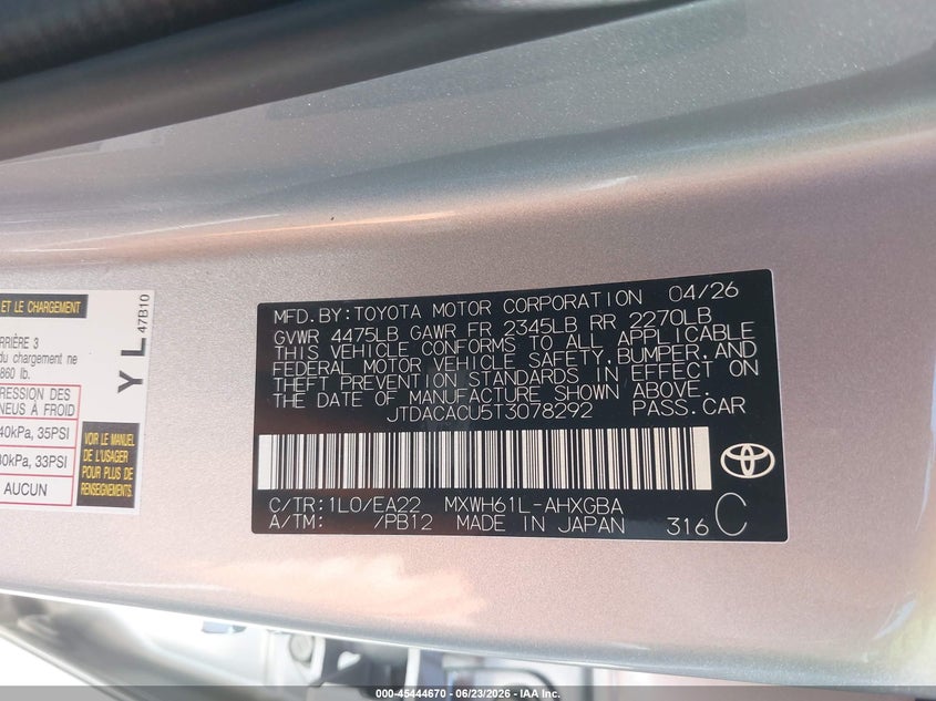 2026 Toyota Prius VIN JTDACACU5T3078292 IAAI salvage auction — RIGHT FRONT, Salvage Title, sold $11,800 on 2026-07-31 (photo 9)