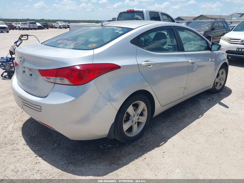 2013 Hyundai Elantra VIN KMHDH4AE5DU823612 IAAI salvage auction — RIGHT REAR, Original (Texas), sold $1,050 on 2026-07-28 (photo 4)