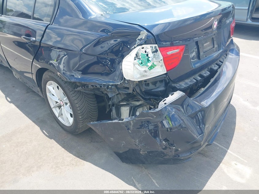 2010 BMW 3 series VIN WBAPH7G50ANM51416 IAAI salvage auction — LEFT REAR, Salvage (North Carolina), sold $25 on 2026-07-29 (photo 6)