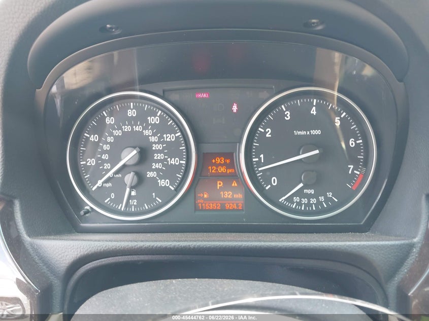 2010 BMW 3 series VIN WBAPH7G50ANM51416 IAAI salvage auction — LEFT REAR, Salvage (North Carolina), sold $25 on 2026-07-29 (photo 7)