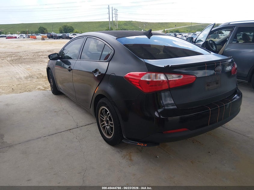 2015 Kia Forte VIN KNAFX4A68F5365454 IAAI salvage auction — FRONT & REAR, Rebuildable (Florida), sold $400 on 2026-07-14 (photo 3)