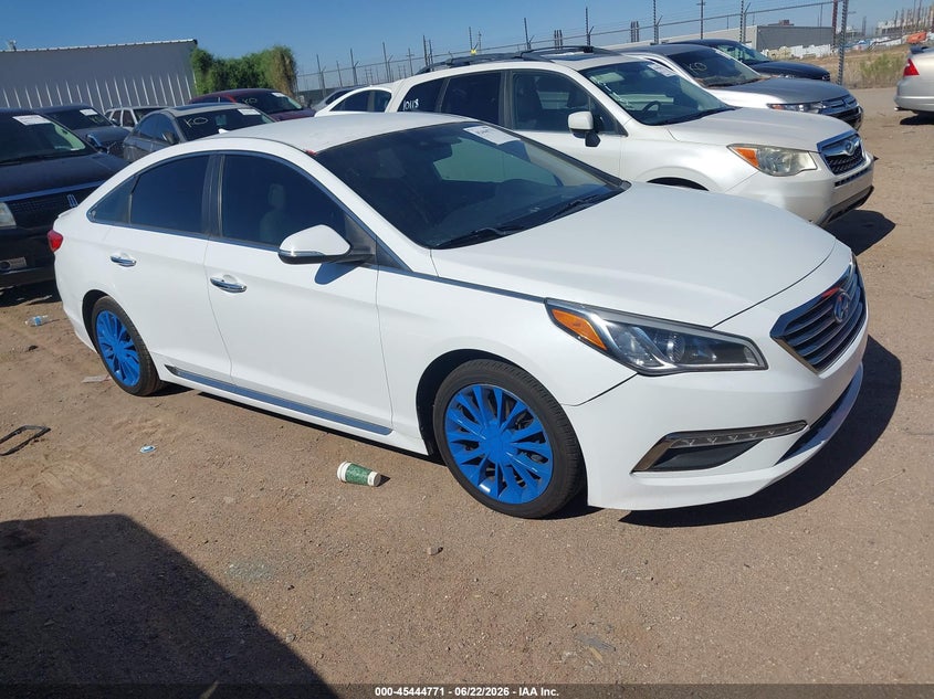 2015 Hyundai Sonata VIN 5NPE34AF4FH095374 IAAI salvage auction — NORMAL WEAR, Clear-Dealer Only (Arizona), sold $1,800 on 2026-07-09 (photo 1)