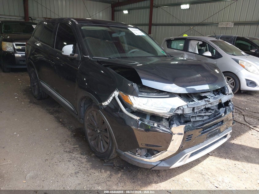 2020 Mitsubishi Outlander VIN JA4AZ3A32LZ026386 IAAI salvage auction — FRONT & REAR, Salvage Title, sold $2,650 on 2026-07-19 (photo 1)