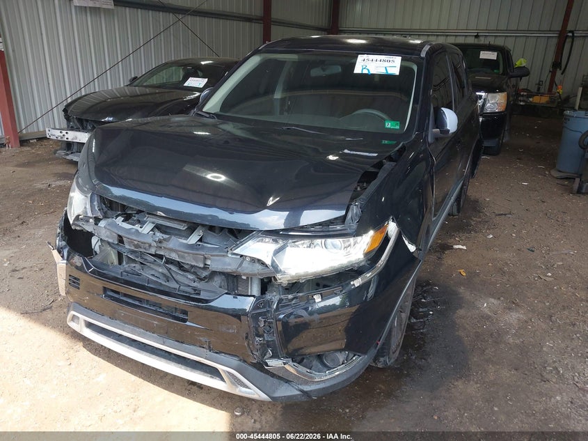 2020 Mitsubishi Outlander VIN JA4AZ3A32LZ026386 IAAI salvage auction — FRONT & REAR, Salvage Title, sold $2,650 on 2026-07-19 (photo 2)
