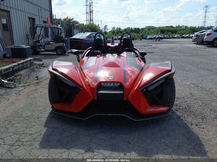 2022 Polaris Slingshot VIN 57XAAPHD4N8151943 IAAI salvage auction — UNKNOWN, Salvage (Illinois), sold $8,400 on 2026-08-17 (photo 5)