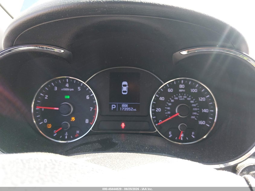 2014 Kia Forte VIN KNAFZ4A84E5195393 IAAI salvage auction — FRONT & REAR, Salvage (Pennsylvania), sold $375 on 2026-07-10 (photo 7)
