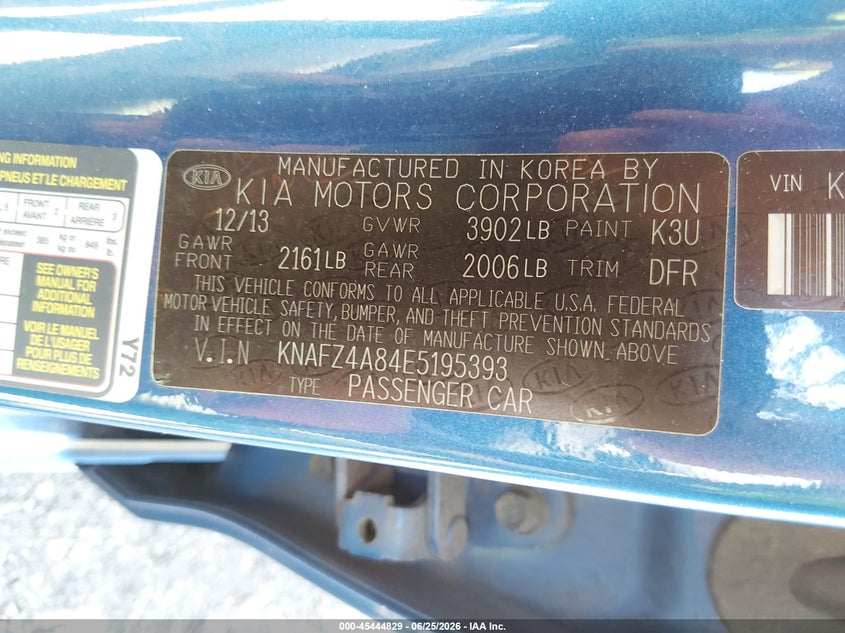 2014 Kia Forte VIN KNAFZ4A84E5195393 IAAI salvage auction — FRONT & REAR, Salvage (Pennsylvania), sold $375 on 2026-07-10 (photo 9)