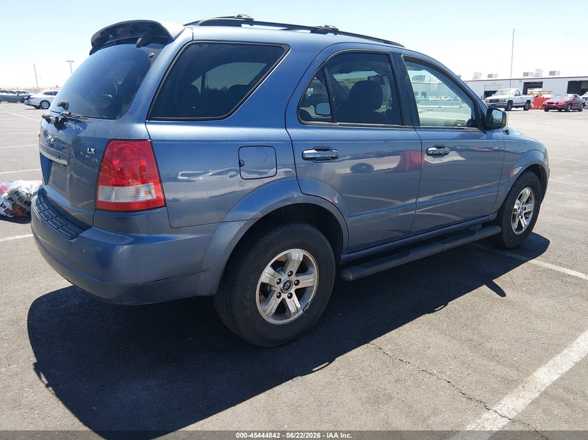 2005 Kia Sorento VIN KNDJC733855436969 IAAI salvage auction — NORMAL WEAR, Clear (Nevada), sold $25 on 2026-07-24 (photo 4)