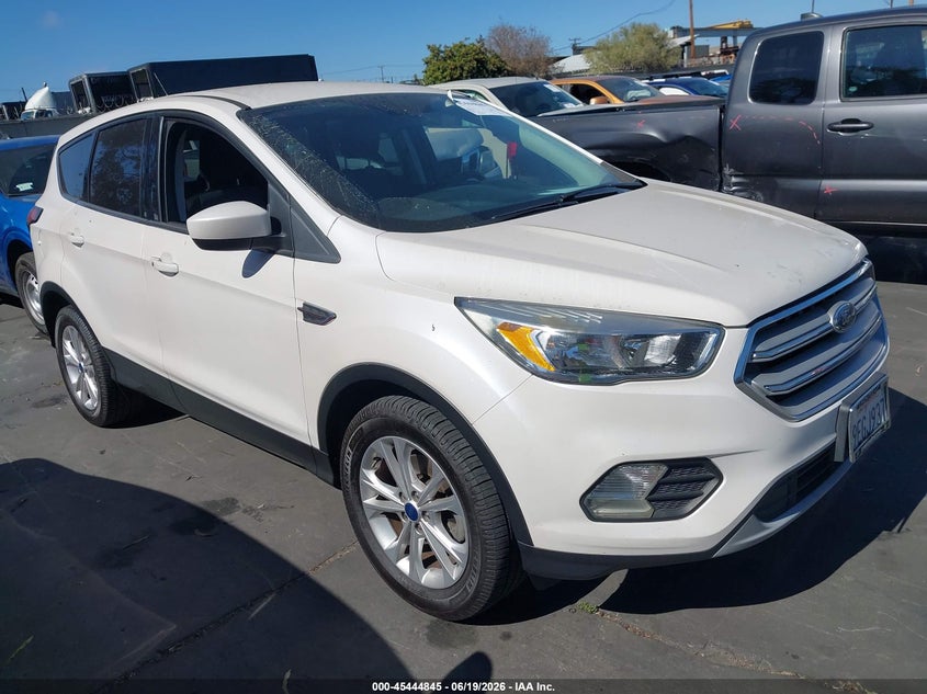 2019 Ford Escape VIN 1FMCU0GD4KUA35707 IAAI salvage auction — LEFT FRONT, Salvage Title, sold $1,500 on 2026-07-29 (photo 1)
