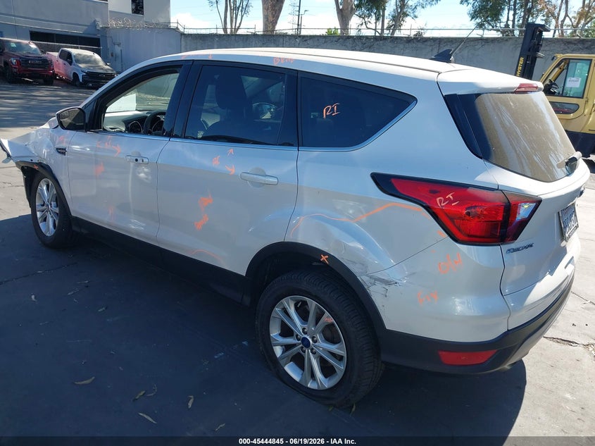 2019 Ford Escape VIN 1FMCU0GD4KUA35707 IAAI salvage auction — LEFT FRONT, Salvage Title, sold $1,500 on 2026-07-29 (photo 3)