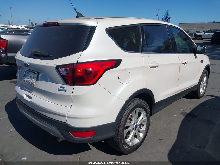 2019 Ford Escape VIN 1FMCU0GD4KUA35707 IAAI salvage auction — LEFT FRONT, Salvage Title, sold $1,500 on 2026-07-29 (photo 4)