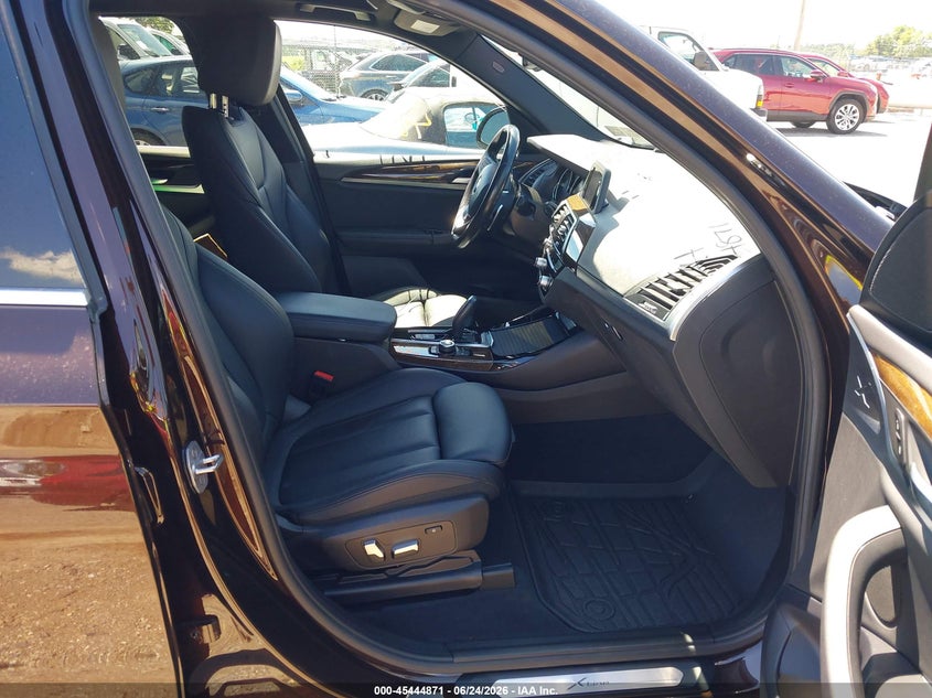 2018 BMW X3 VIN 5UXTR9C55JLC77825 IAAI salvage auction — FRONT END, Salvage (Pennsylvania), sold $6,400 on 2026-07-08 (photo 5)