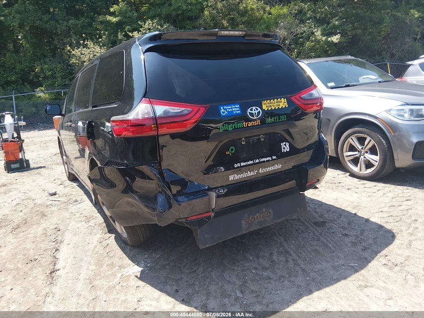 2020 Toyota Sienna VIN 5TDZZ3DC0LS083823 IAAI salvage auction — REAR END, Salvage Title, sold $1,100 on 2026-07-28 (photo 3)