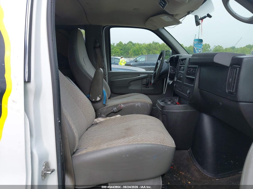 2011 Chevrolet Express 1500 VIN 1GNSGCF43B1102493 IAAI salvage auction — LEFT SIDE, Salvage (Tennessee), sold $1,750 on 2026-07-08 (photo 5)