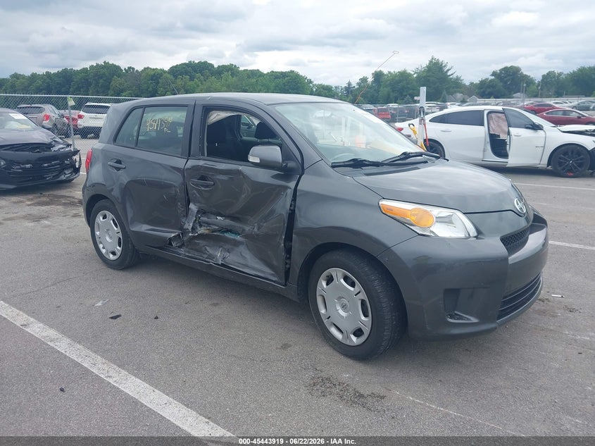 2012 Scion Xd VIN JTKKU4B4XC1018338 IAAI salvage auction — SIDE, Clear (Indiana), sold $925 on 2026-07-31 (photo 1)