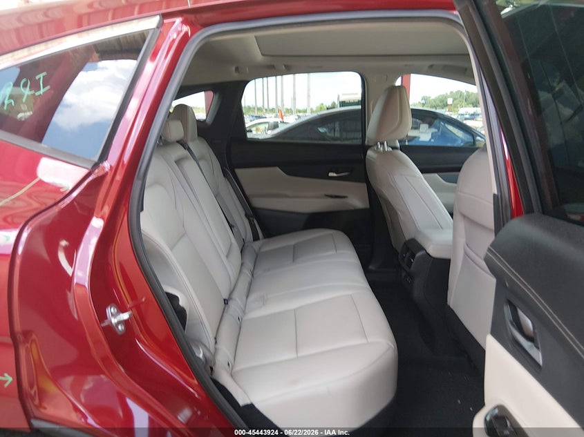 2025 Nissan Murano VIN 5N1AZ3CS7SC121081 IAAI salvage auction — REAR END, Salvage Title, sold $9,300 on 2026-07-28 (photo 8)