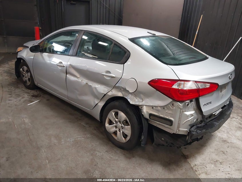2016 Kia Forte VIN KNAFK4A67G5613628 IAAI salvage auction — FRONT & REAR, Mv-907A (New York), sold $500 on 2026-07-13 (photo 3)