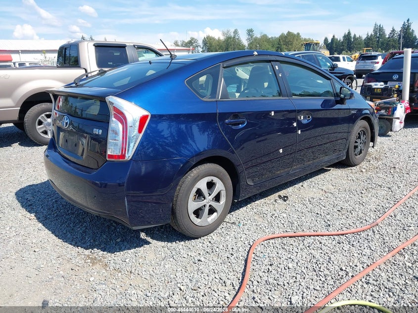 2015 Toyota Prius VIN JTDKN3DU5F0441253 IAAI salvage auction — RIGHT SIDE, Bill Of Sale (Washington), sold $2,350 on 2026-07-22 (photo 4)