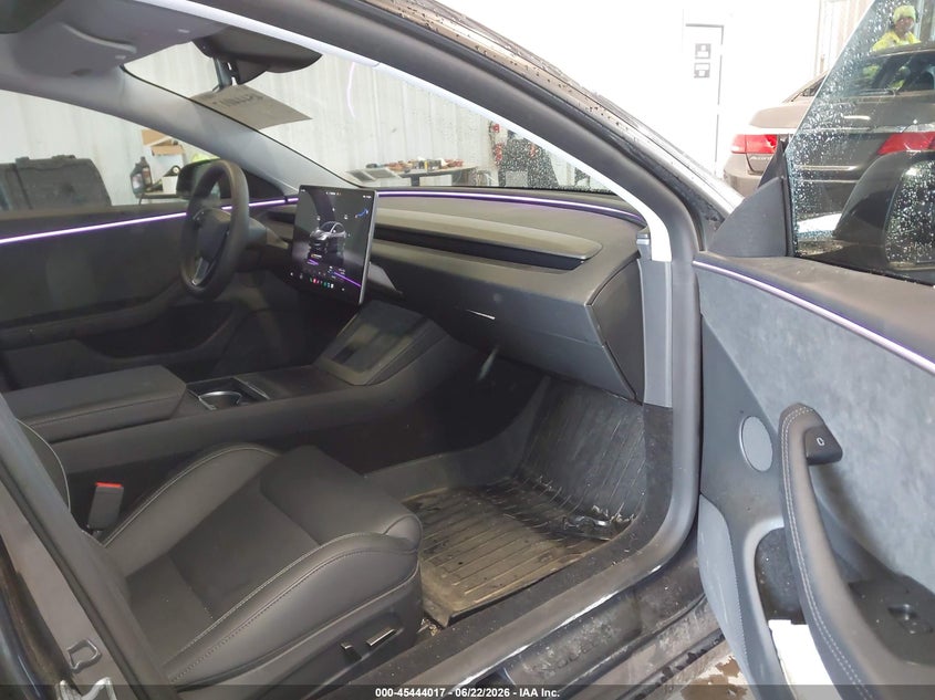 2026 Tesla Model 3 VIN 5YJ3E1ET9TF128797 IAAI salvage auction — FRONT END, Mv-907A (New York), sold $17,400 on 2026-07-09 (photo 5)