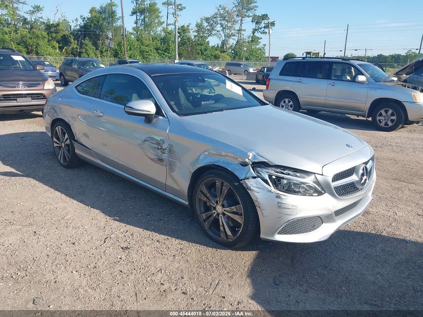 2017 Mercedes-benz C-klasse VIN WDDWJ4JB2HF442405 IAAI salvage auction — FRONT END, Rebuildable (Florida), sold $6,550 on 2026-07-26 (photo 1)