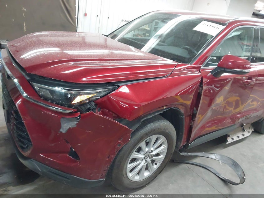 2024 Toyota Highlander VIN 5TDAAAB53RS063202 IAAI salvage auction — LEFT SIDE, Salvage Title, sold $16,800 on 2026-08-01 (photo 6)